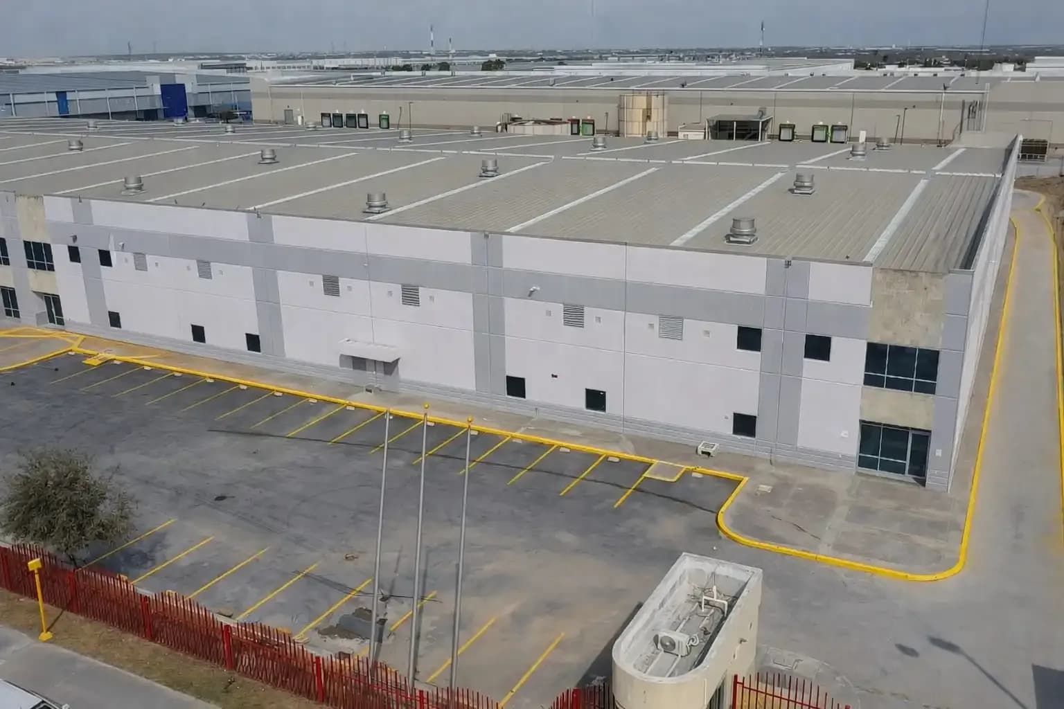 Nave Industrial de 3,795 m² en Renta en Nuevo Laredo Poniente