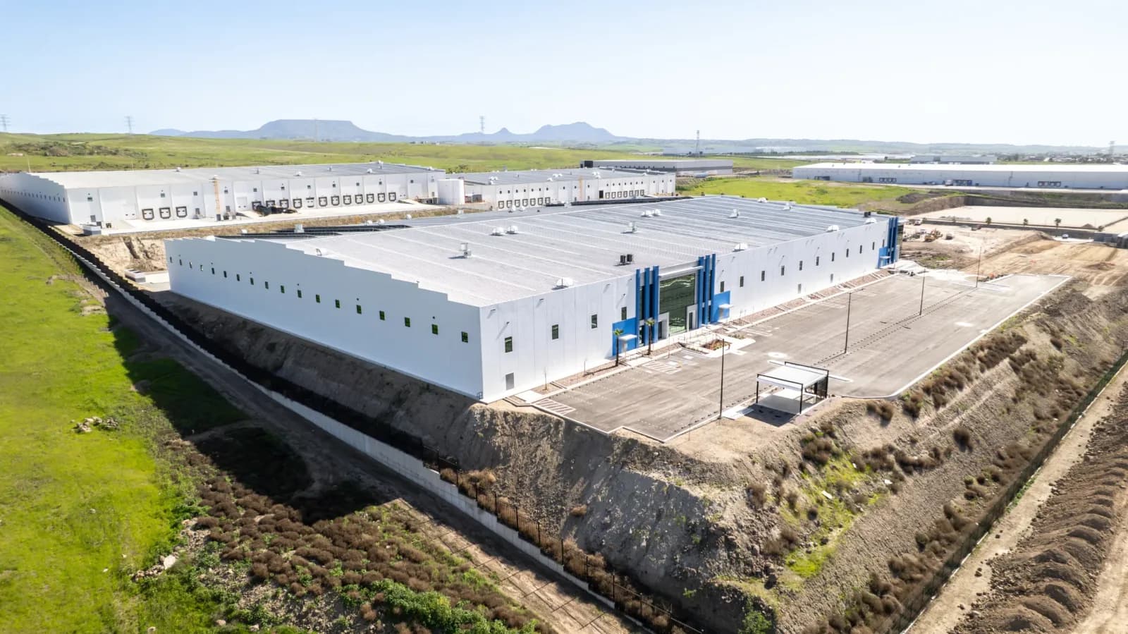 Nave Industrial de 15,392 m² 3