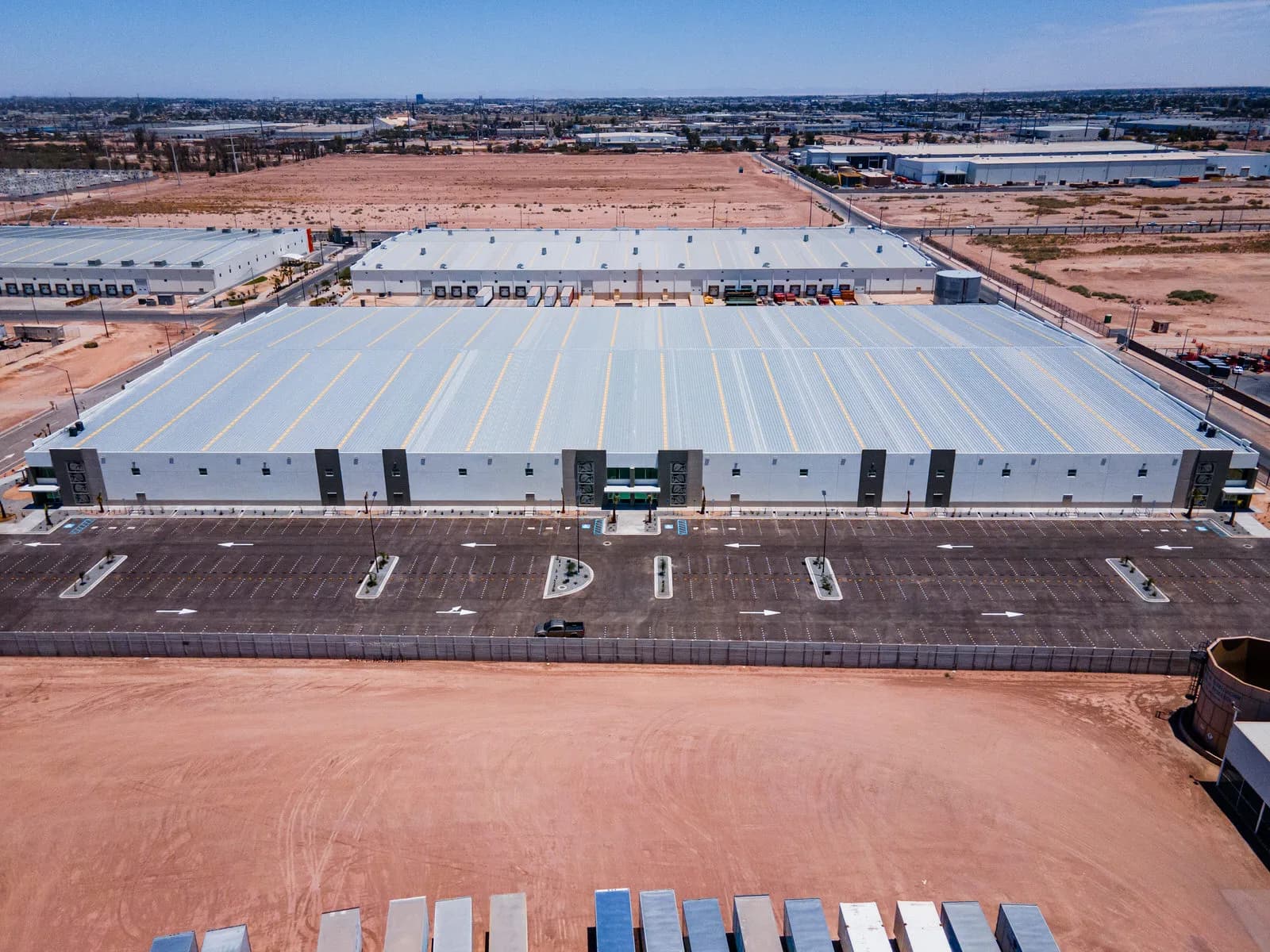 Nave Industrial de 8,730 m² 2
