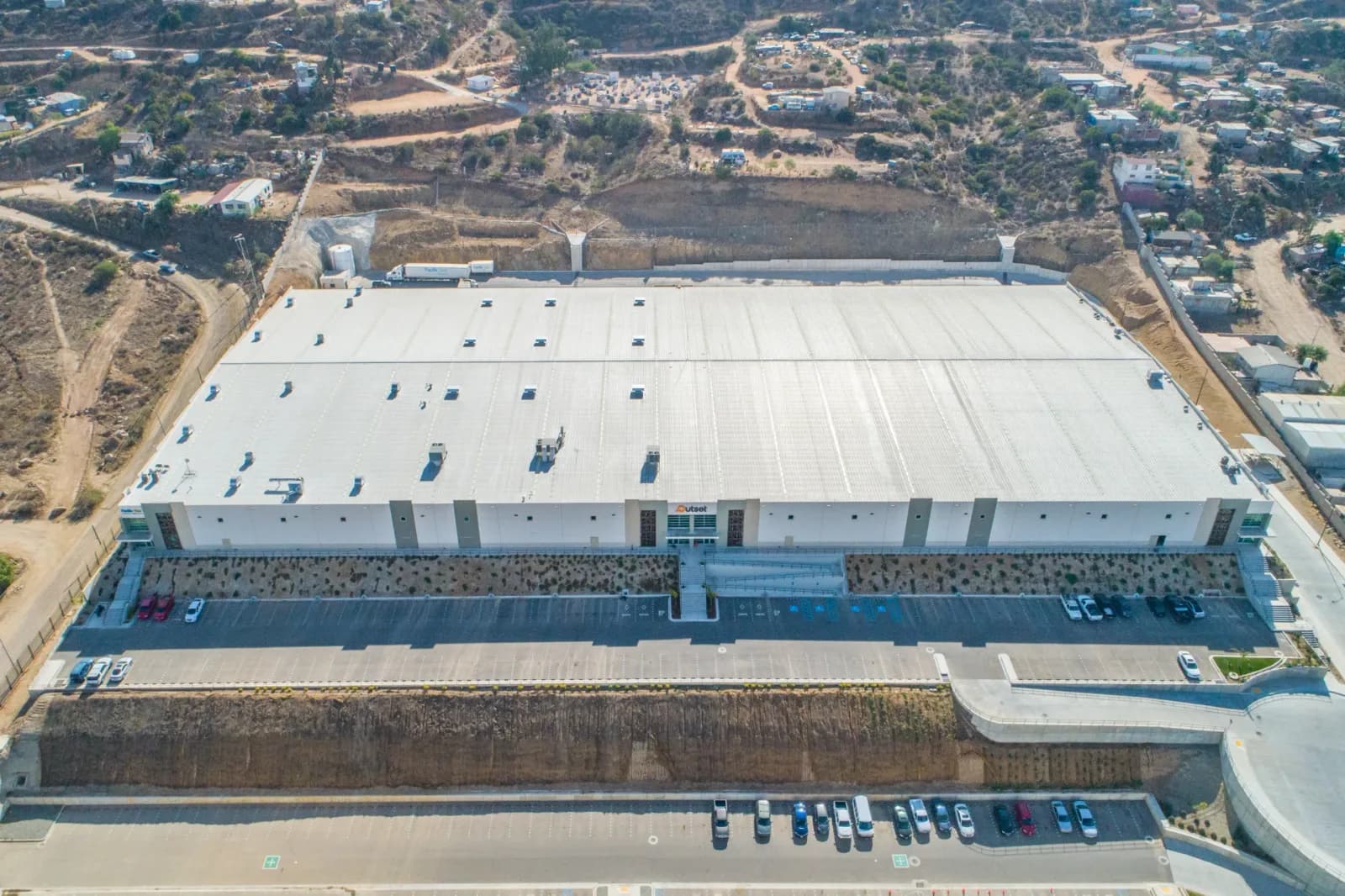 Nave Industrial de 4,500 m²