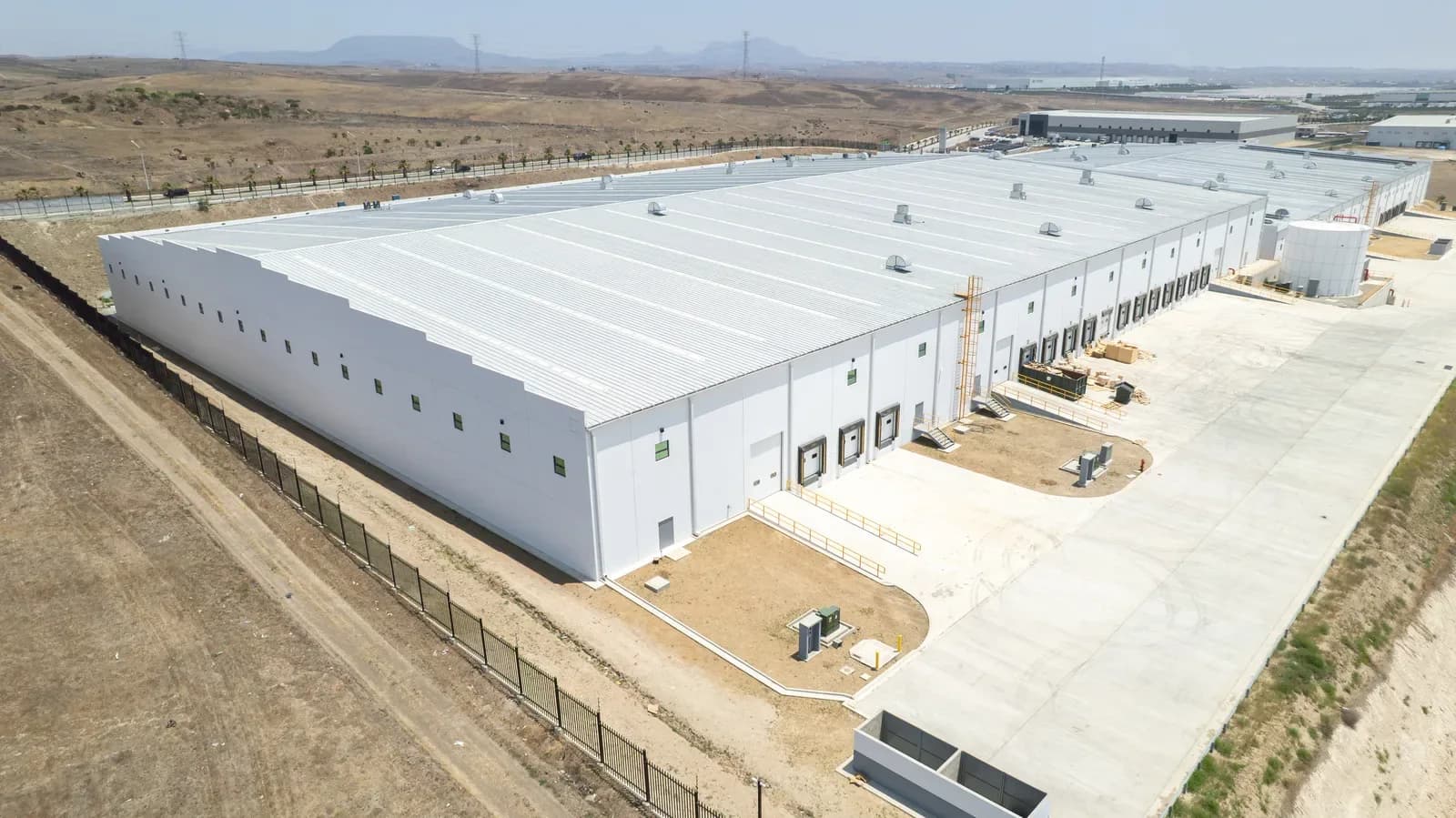 Nave Industrial de 4,358 m² 5