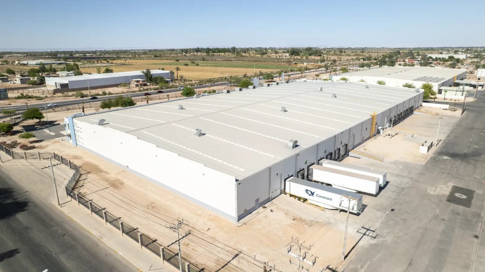 Nave Industrial de 12,090 m² 4