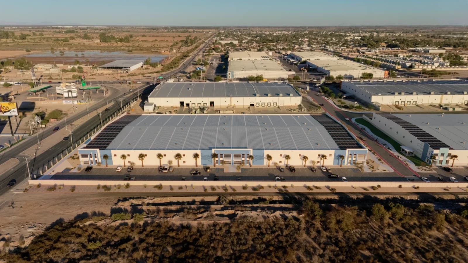 Nave Industrial de 11,072 m² 5