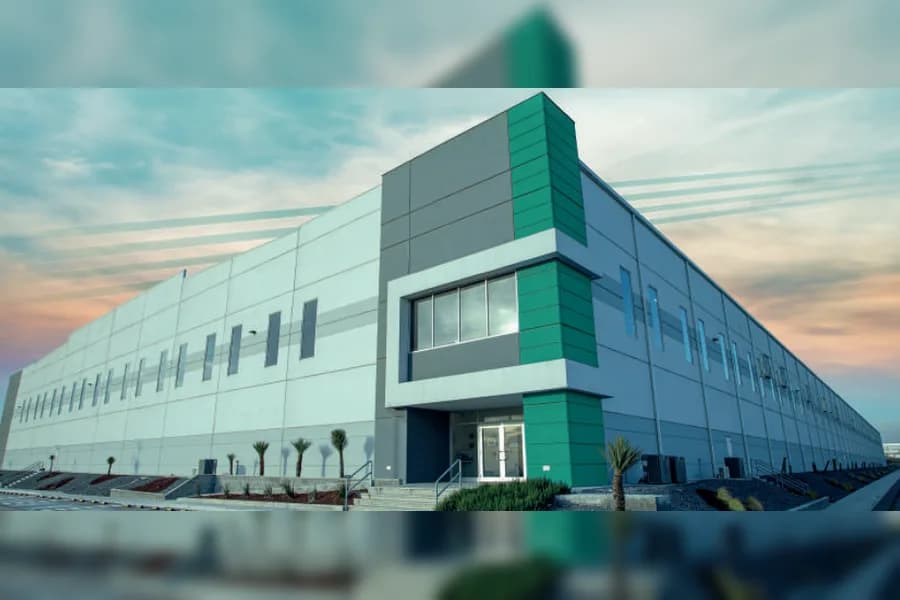 Nave Industrial de 3,288 m² en Renta - Acueducto (Spec VIII)