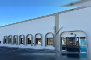 Nave Industrial en Renta - Division Norte Ind Center 8