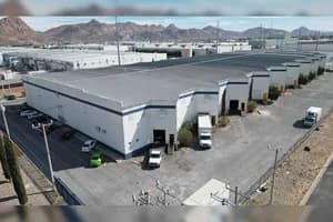 Nave Industrial en Renta - CIC Industrial Center 22