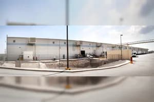 Nave Industrial en Renta - Building 035
