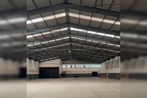 Nave Industrial en Renta - Bodega Av. 3