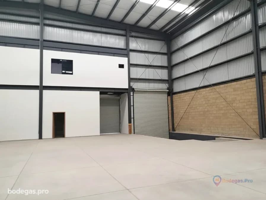 Bodega en Renta 1,015m2 - Parque Industrial TOLUQUILLA II, Jalisco