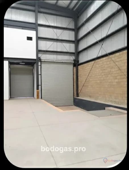 Nave Industrial en Renta 674m2 C04 - Elite Santa Lucía Industrial Parks, Guadalajara 2