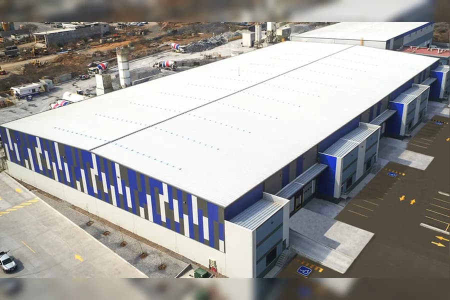 Nave Industrial de 6,251 m² en Renta - El Obispo (Nave 2)