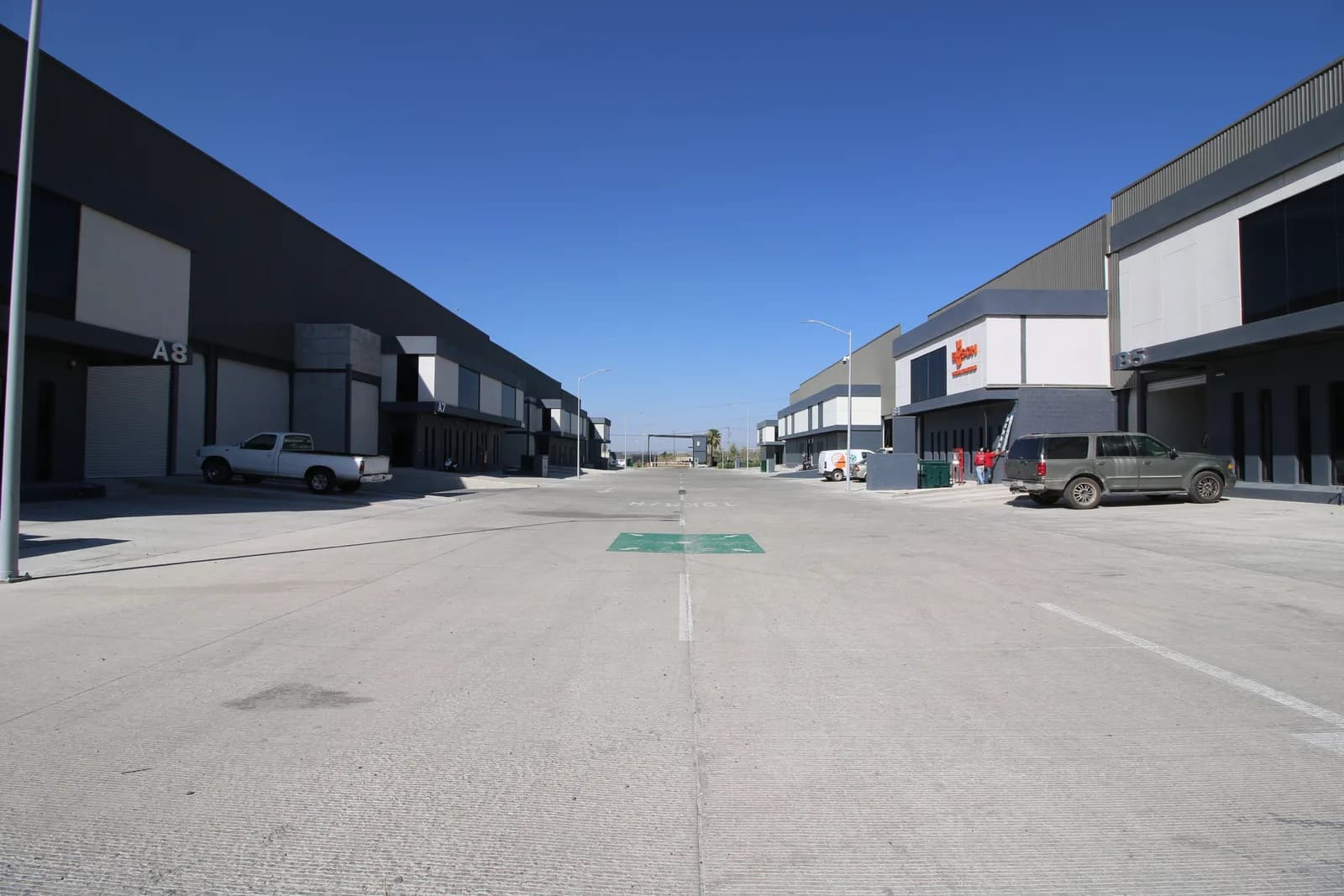 Nave Industrial en Renta - Elite Aeropuerto I A12, A13 2