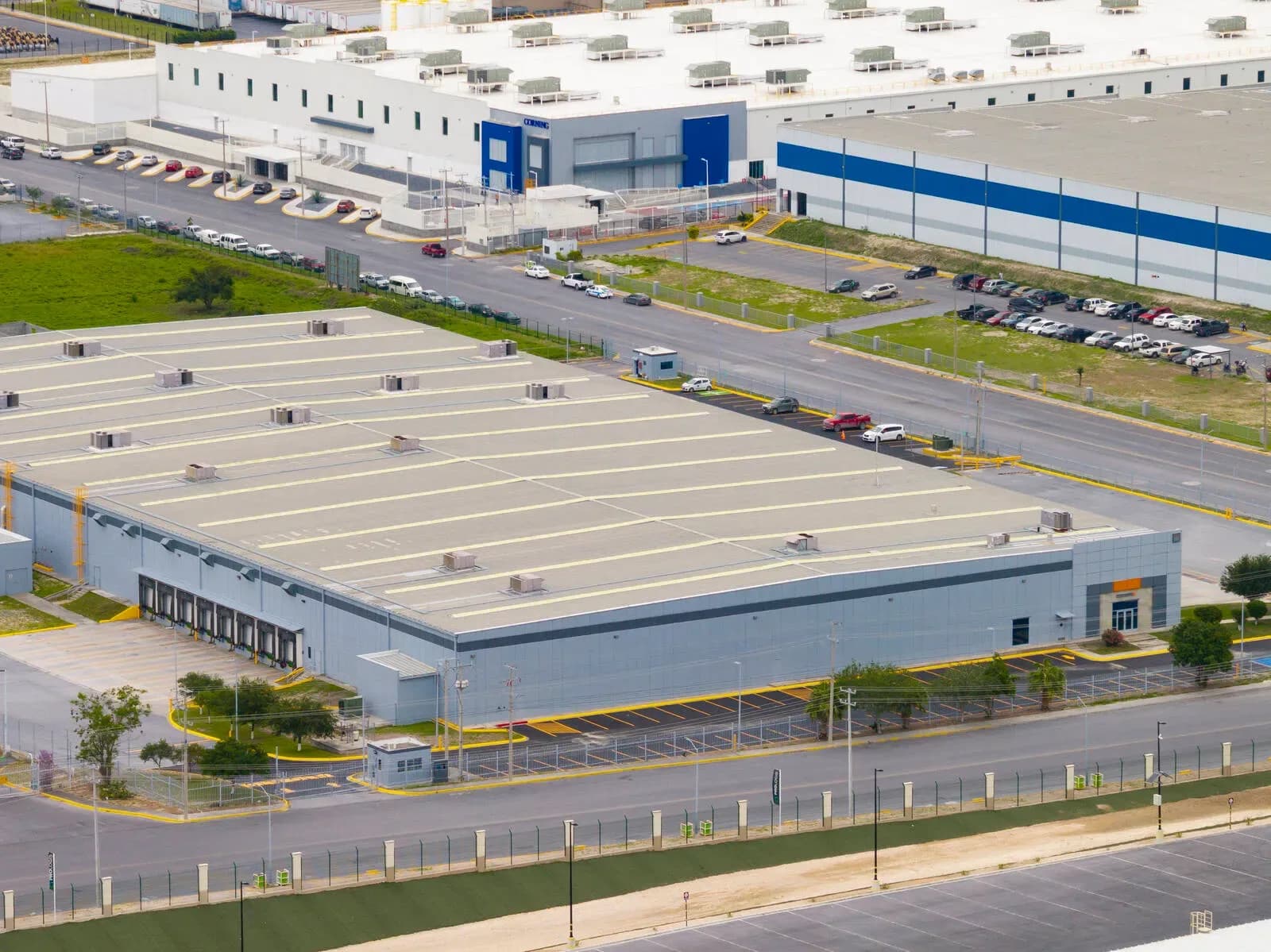 Nave Industrial de 2,816 m² 5