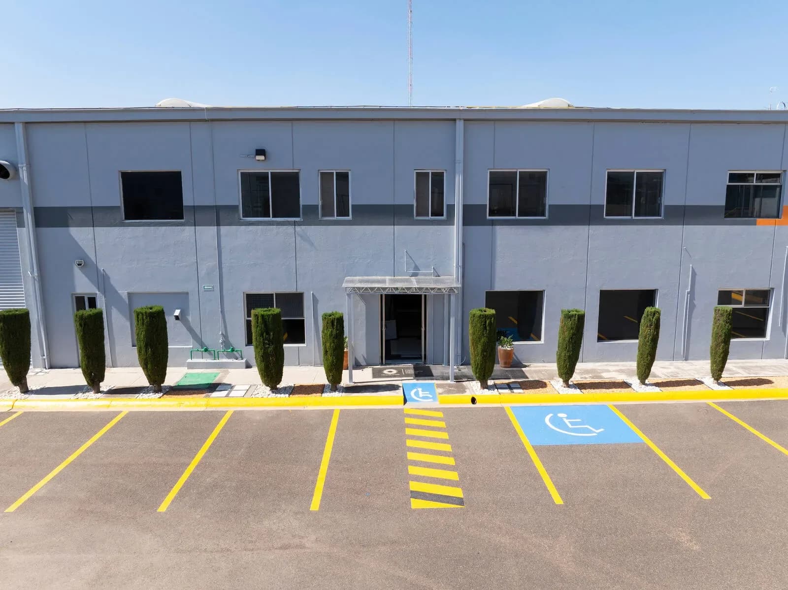 Nave Industrial de 5,977 m² 1