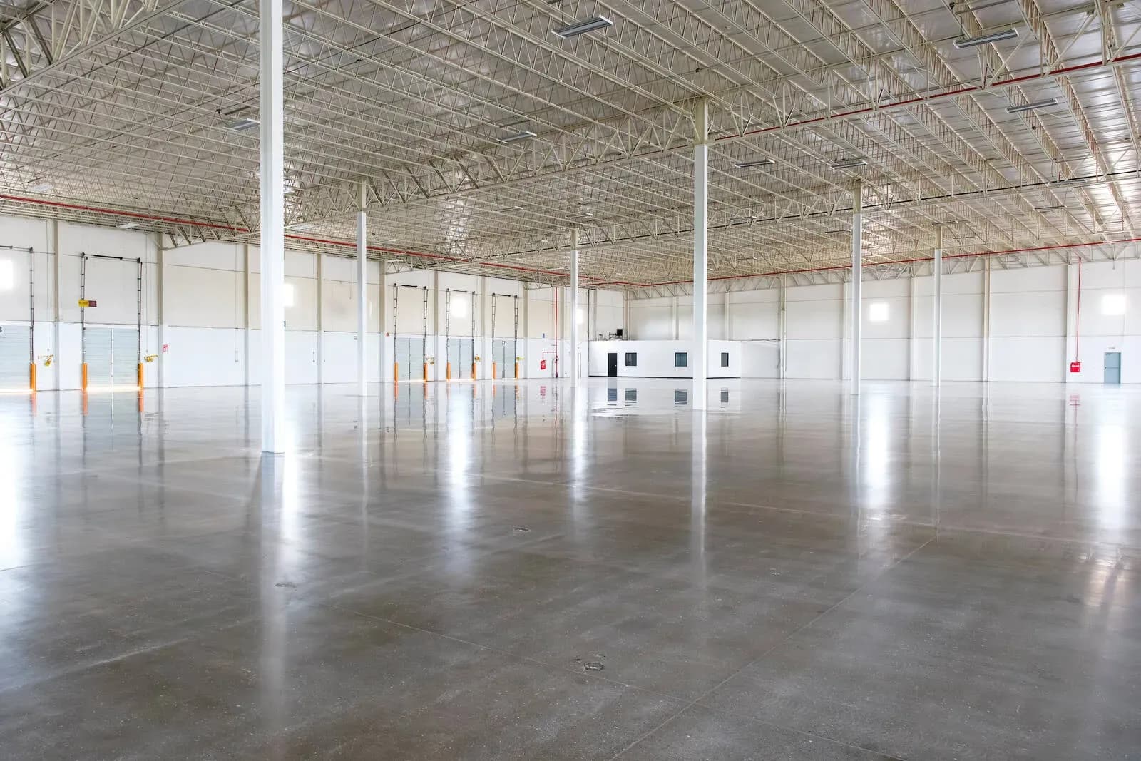 Nave Industrial de 6,271 m² 2