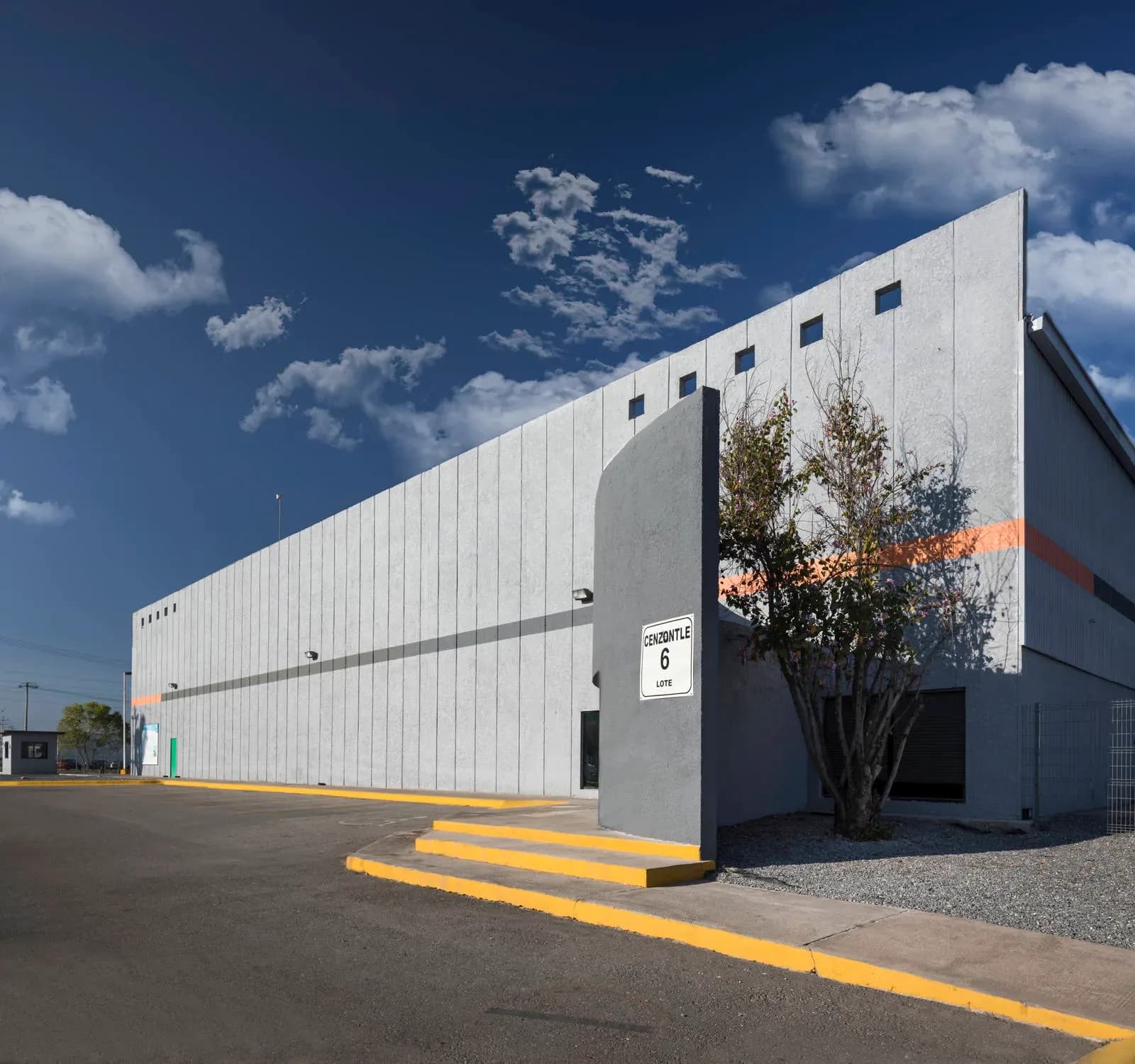 Nave Industrial de 4,500 m²