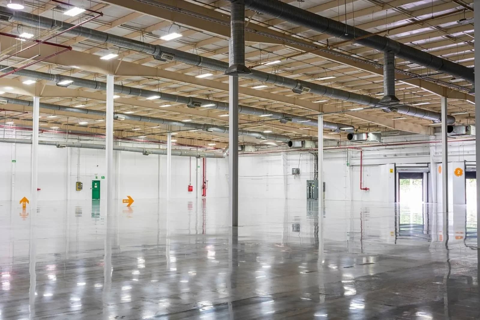 Nave Industrial de 10,099 m² 3