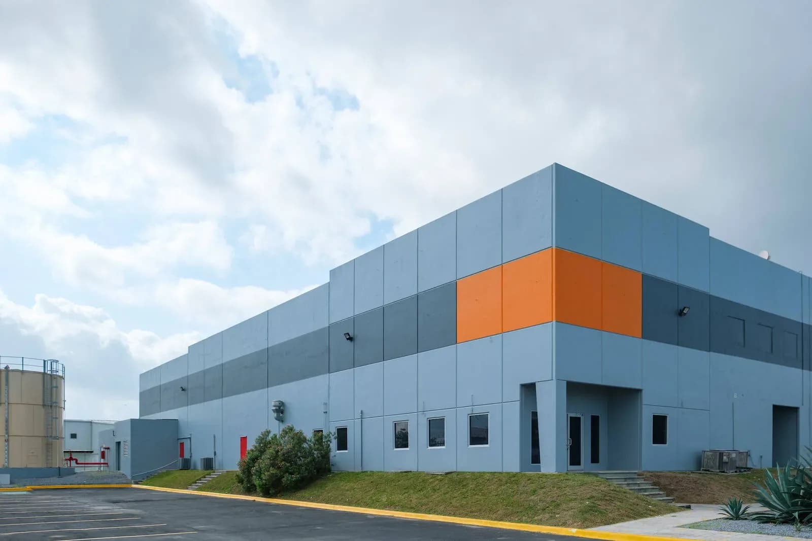 Nave Industrial de 9,964 m²
