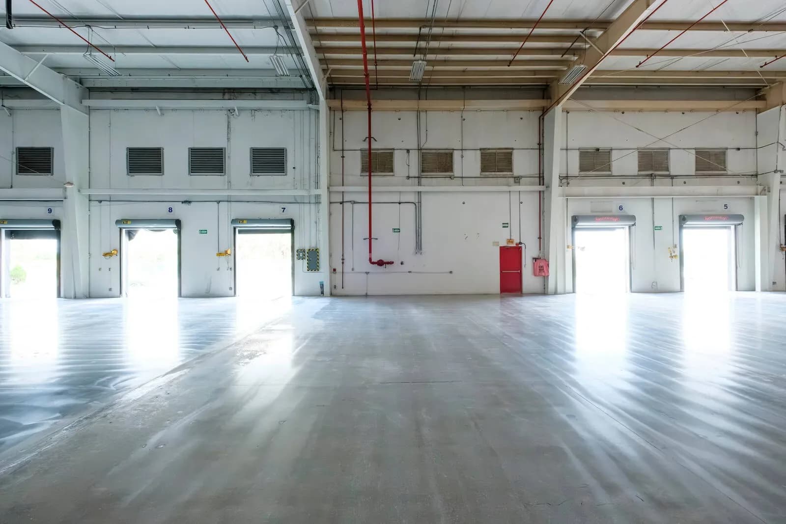 Nave Industrial de 9,964 m² 3