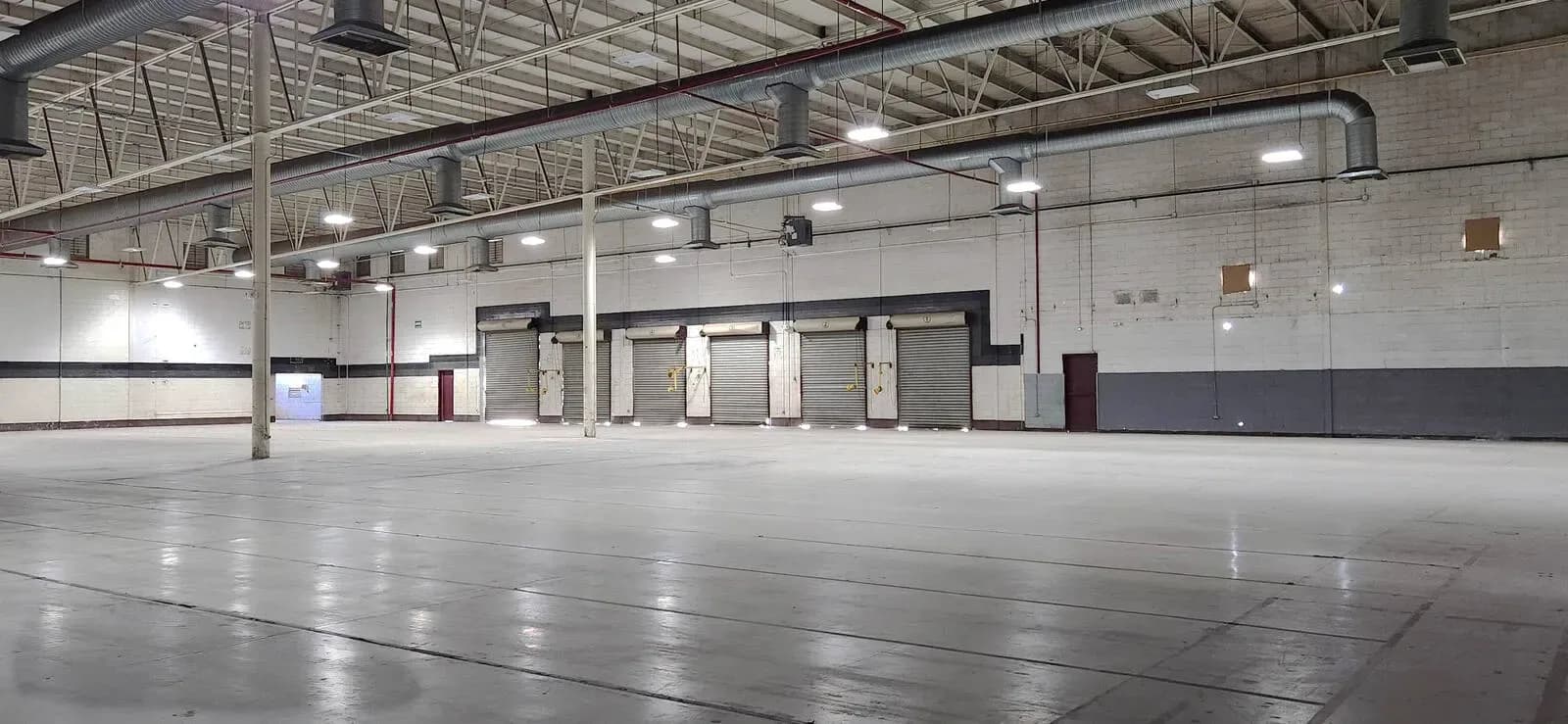 Nave Industrial de 7,265 m² 1