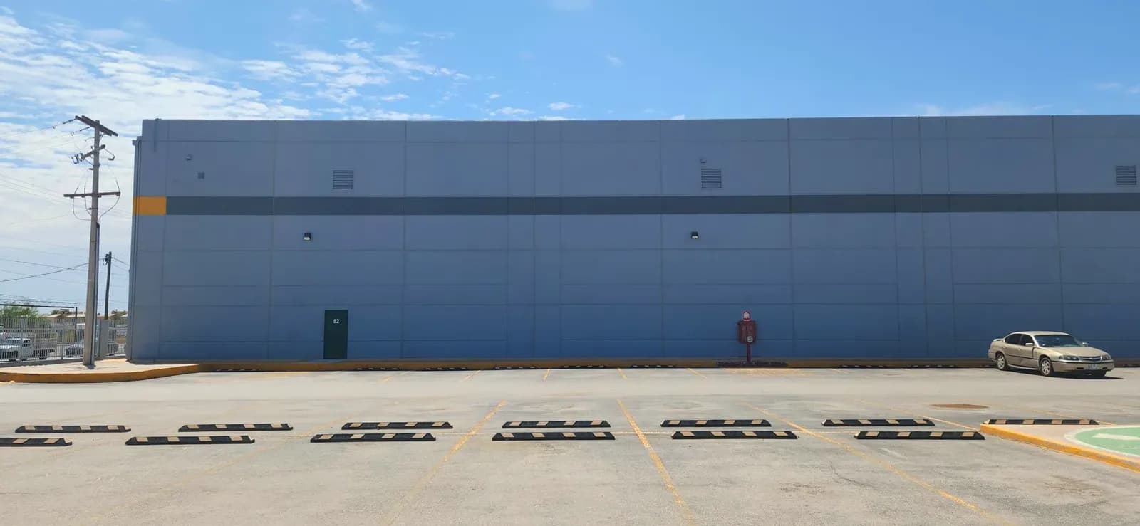 Nave Industrial de 7,265 m² 2