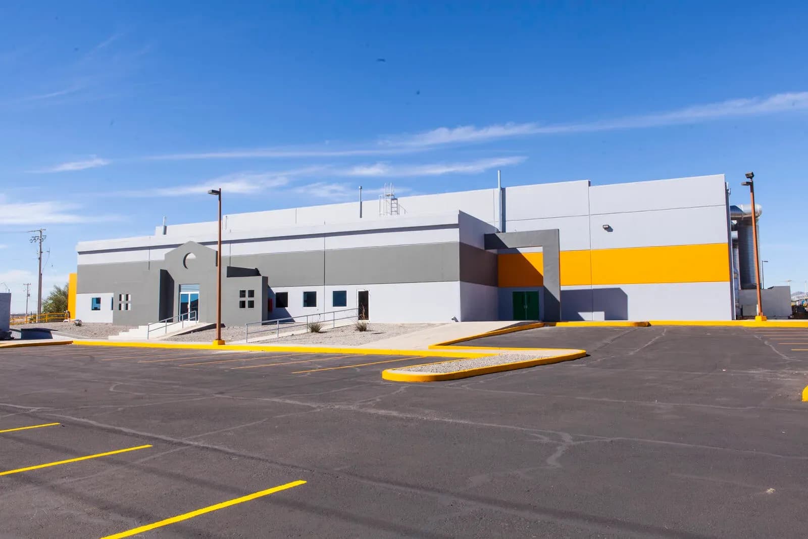 Nave Industrial de 4,589 m²