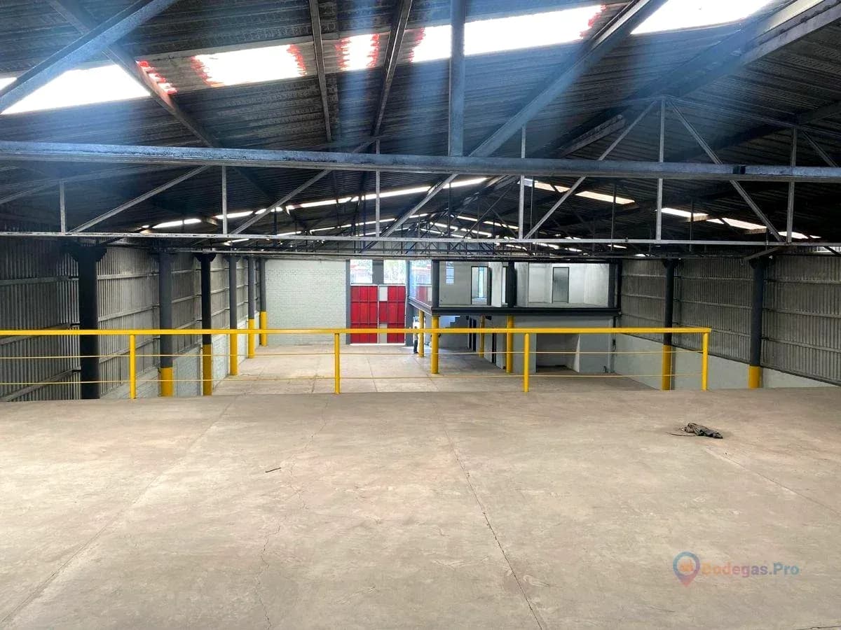 Bodega Industrial 1246m² con 0 Andenes en Jalisco, San Pedro Tlaquepaque Periférico Sur 5