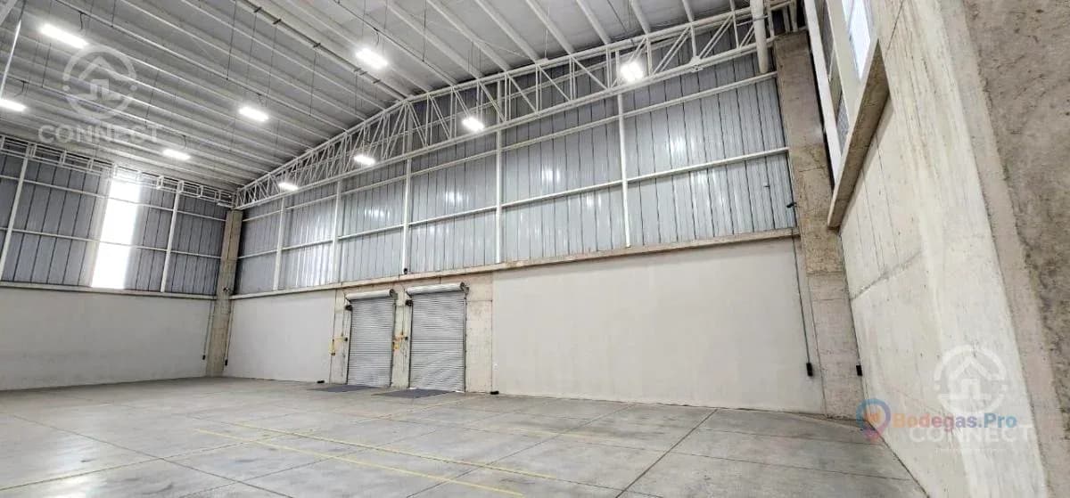 Bodega Industrial 2400m2 de bodega y 24 Andenes en Jalisco, Tonala, El Vado