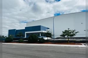 Nave Industrial en Renta - 4,883 m2 - parque industrial El Marques Bajio 1