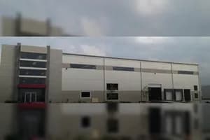 Nave Industrial en Renta - Spec II