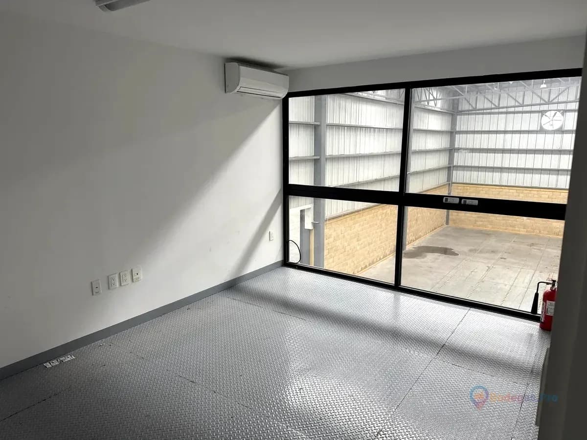 Bodega Industrial 847.9m² con 1 Andenes en Jalisco, San Pedro Tlaquepaque La Llave 5
