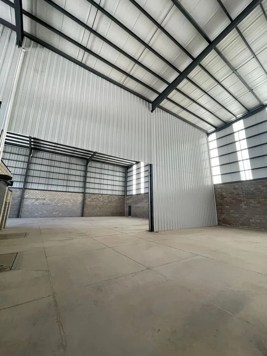 Bodega Industrial 1,700m2 en Renta en Grun Park La Venta, Zapopan 3