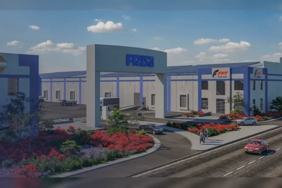 Nave Industrial de 24,855 m² en Renta - Monterrey Tech Park (Building 1)