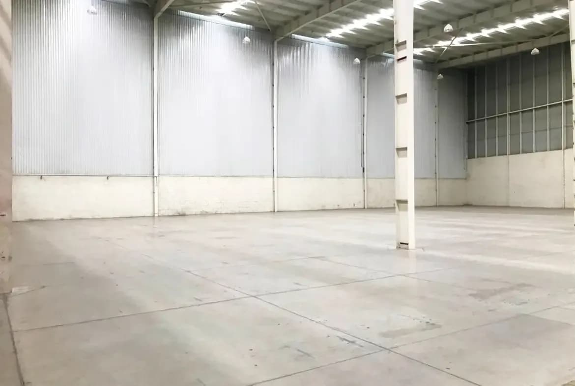 Nave Industrial de 1,885 m2 en Parque Industrial Incalpa, Periférico Sur 2