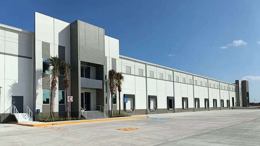 CancúnParK II | Nave B-2 - Divisible 1