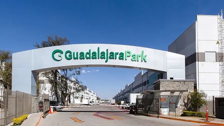 GuadalajaraPark | Patio