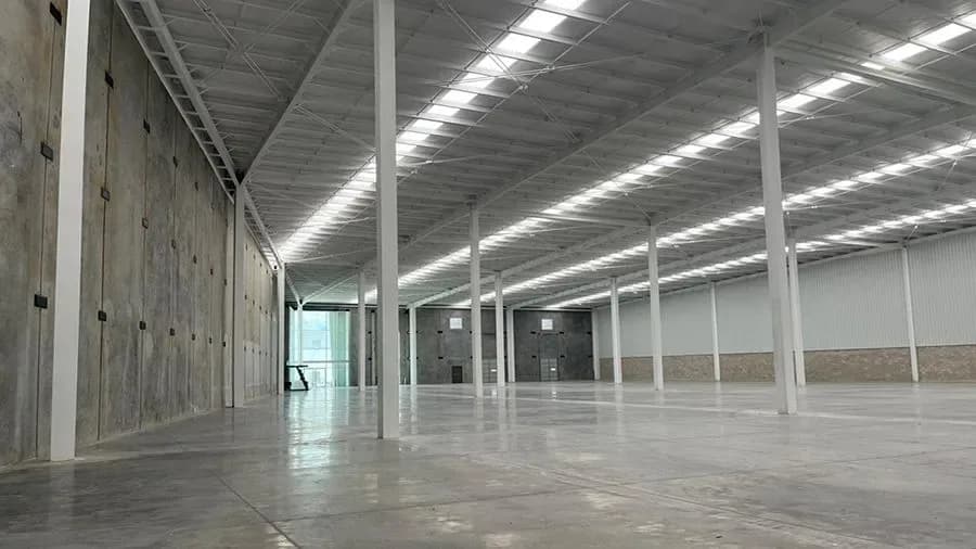 El SaltoPark III | Nave F 1