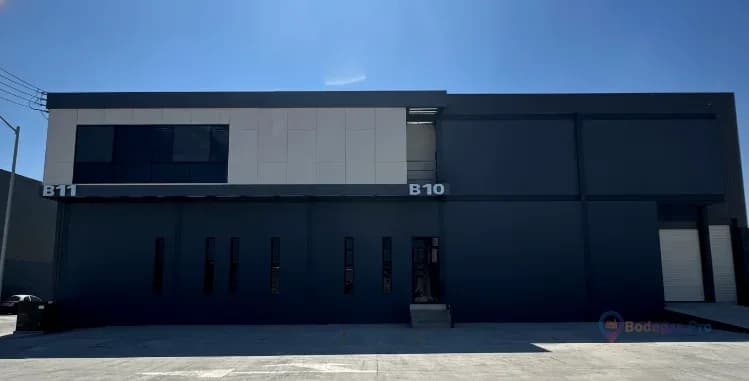 Bodega en Renta 1,331 m2 - Toluquilla, Tlaquepaque