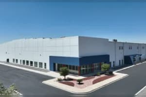 Nave Industrial en Renta - Building C