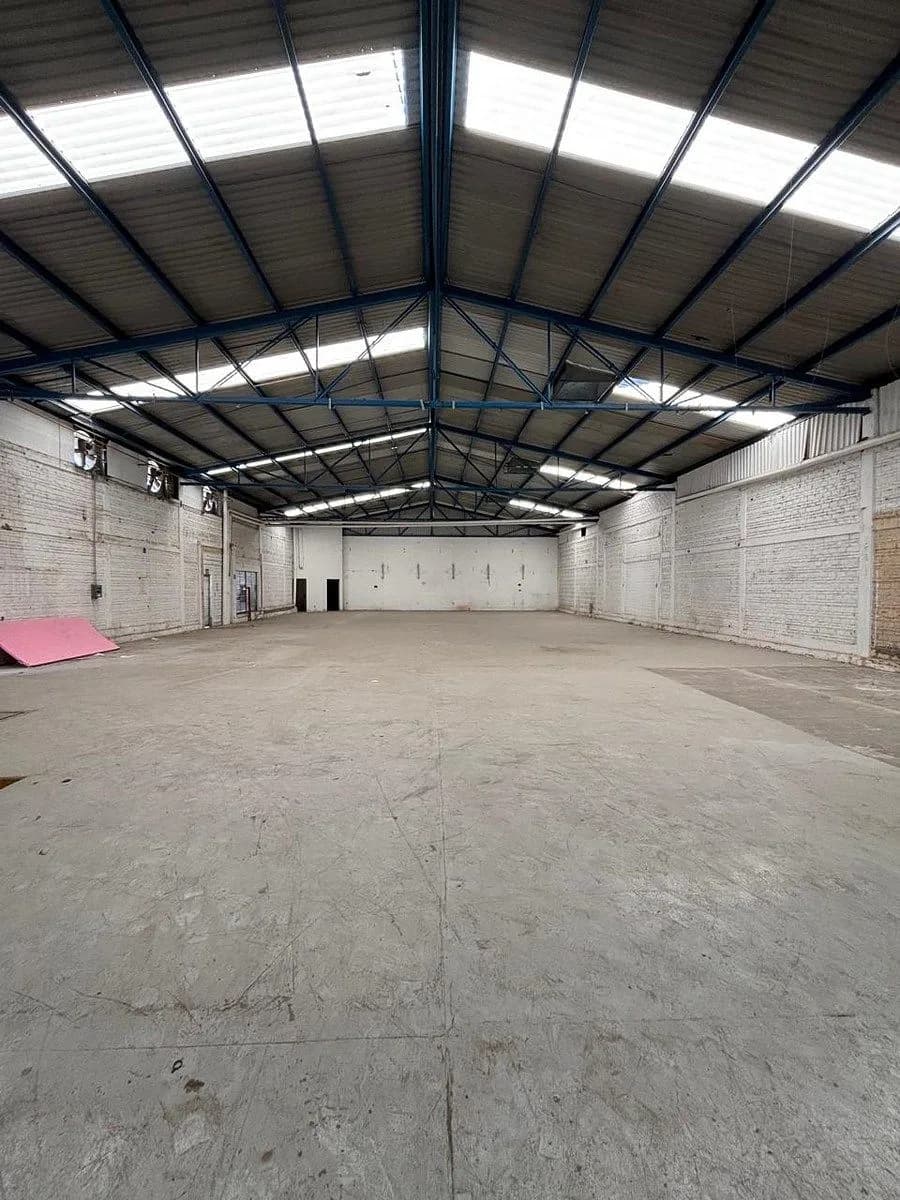 Bodega Industrial en Renta - 1,000m² en Parque Ferran I, Zapopan 5