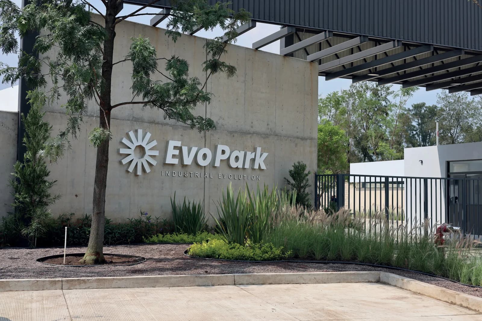 EvoPark Aeropuerto: Bodegas y Lotes Industriales en Tlajomulco, Jalisco 1