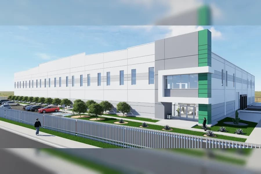 Nave Industrial de 5,600 m² en Renta - Vynmsa Escobedo Park II (Spec A)